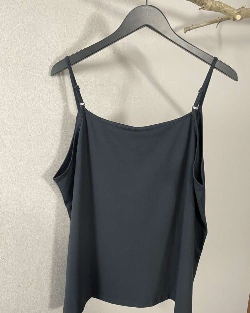 Cassiopeia Frejanna top sort Vejl.249,-