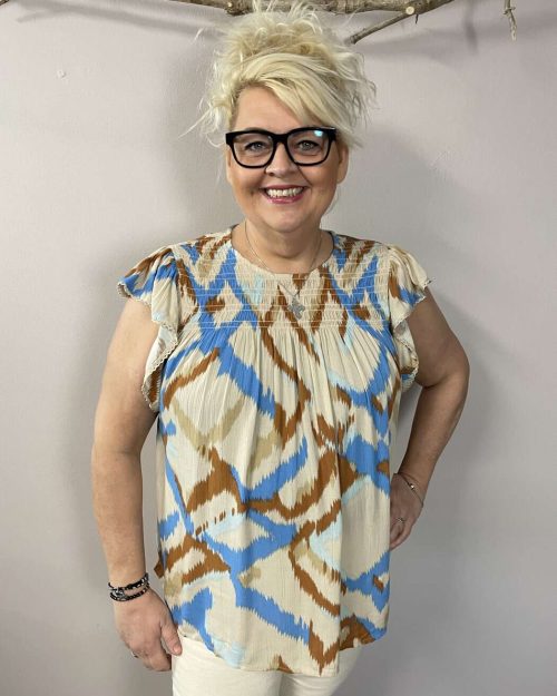 Only Rowa Top Beige/Brun/Blå Combi BM: 42:120 44:125 46:130 48:135 50:140 52:145 54:150 Lg:75 Vejl. 279,95