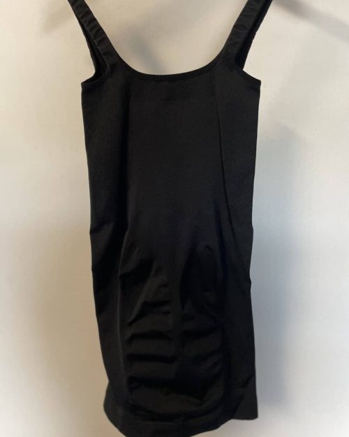 Festival shape dress sort.  l/xl=42-44   2xl/3xl=46-48  4xl/5xl=50-52 Vejl.300,-