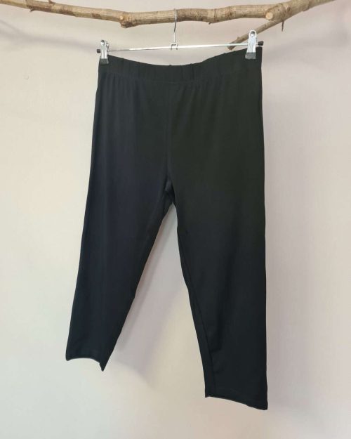 DNY Flo Pirat Sort S=42/44, M=46/48, L=50/52, XL=54/56