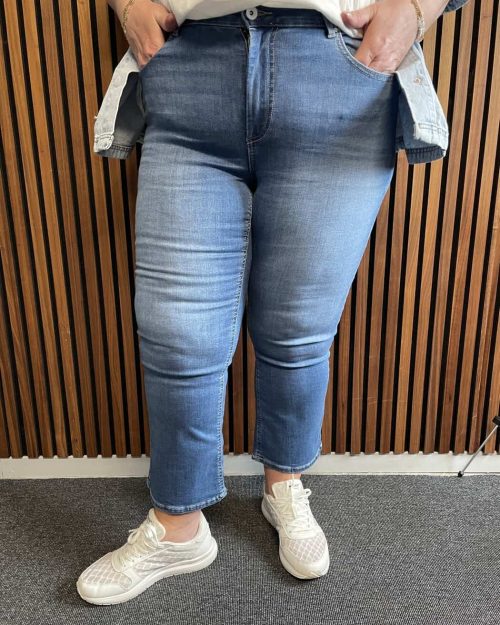 Only Willy Cropped Flared Jeans Medium Blue Denim Skl:65 Vejl. 379,95