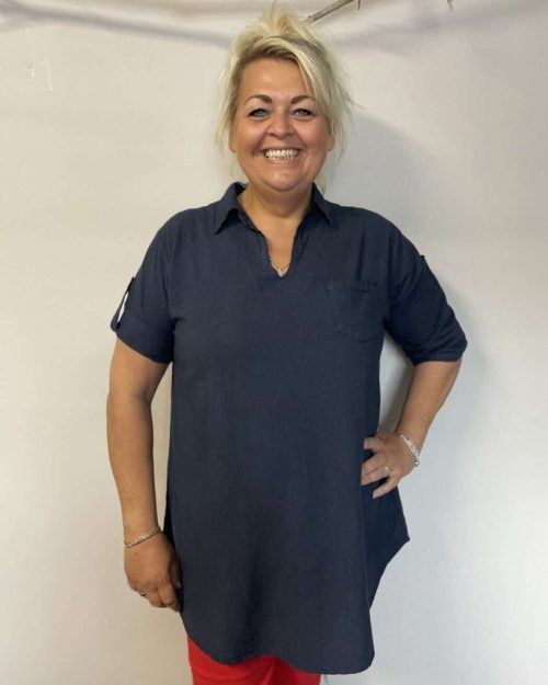 DNY Stine Kortærmet Tunika Navy BM: S:120 M:130 L:140 XL:150 Lg: 85/95 Vejl. 199,95