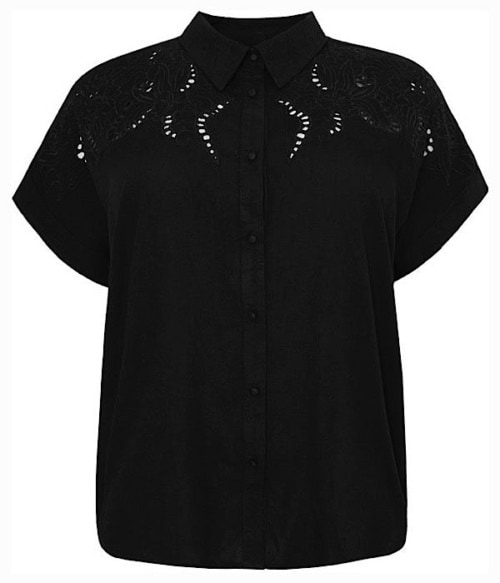 Cassiopeia Mullesse Skjorte Sort M/Hulmønster BM: S:130 M:140 L:150 XL:160 Lg:75 Vejl. 349,-