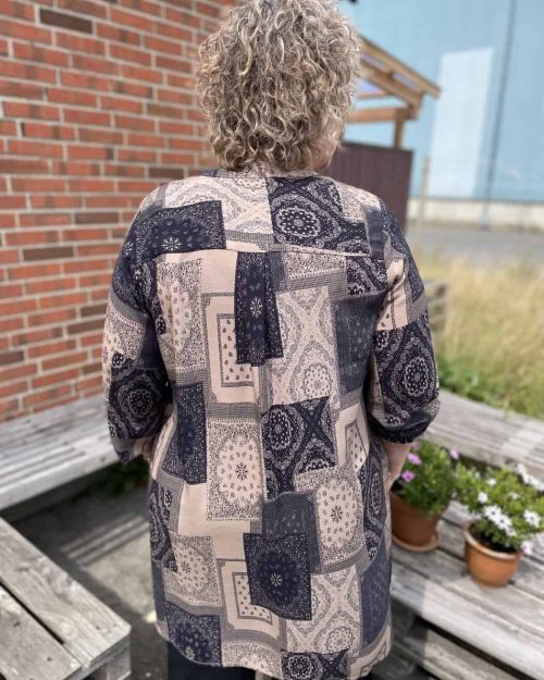 Alternative view of Vanting Tunic mocca/navy combi BM: S:125 M:130 L:140 XL:150 Lg:95/100 Vejl.419,95