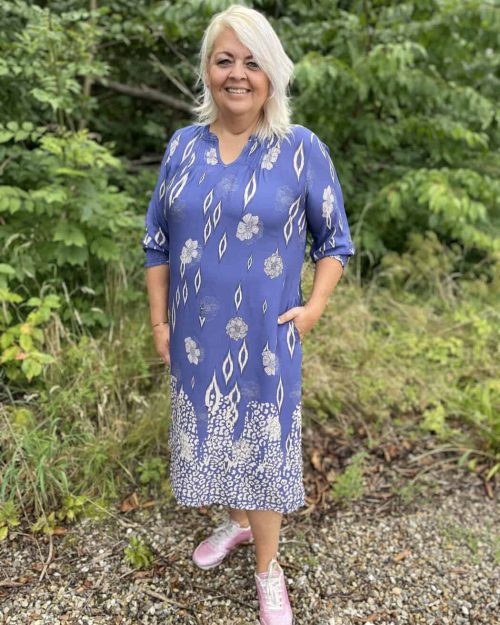 Cassiopeia Laurina dress blå combi BM: S:125 M:130 L:135 XL:145 Lg:120 Vejl.400,-