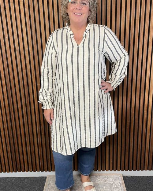 Cassiopeia Imrina tunic grå/creme strib BM: S:125 M:130 L:140 Xl:150 Lg:100 Hf:160 Vejl.399,-