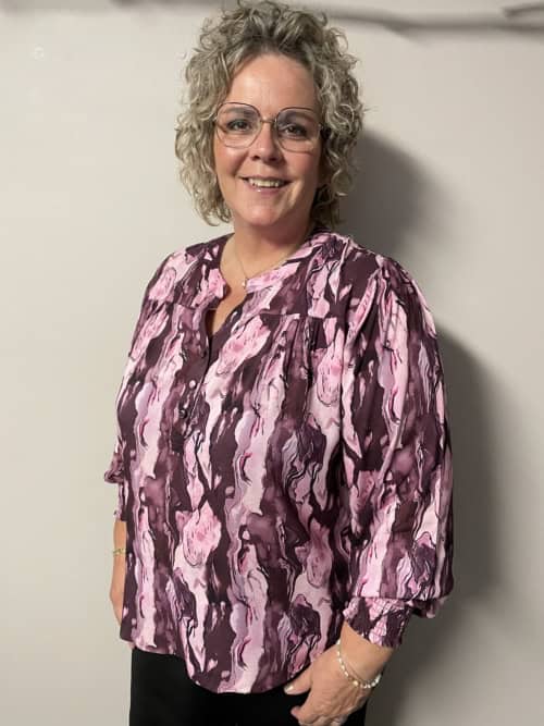Vanting bluse bordeaux/rosa mix BM: S:130 M:135 L:145 Xl:155 Lg:72/78 Vejl.300,-