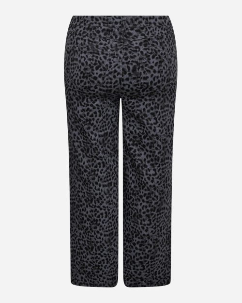 Wasabi Noelle 3 Jeans M/Leopard Print Grå/Sort Skl: 74 Vejl. 699,95 S:42/44 M:46/48 L:50/52 Xl:54 2Xl:56 - Billede 4