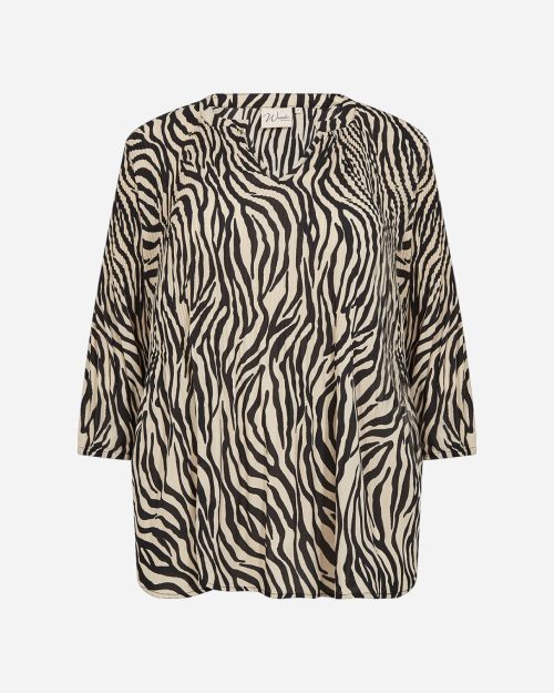 Wasabi Liona 1 Bluse M/Zebraprint Sort/Creme BM: S:130 M:140 L:150 XL:160 Lg:75 Vejl. 499,95