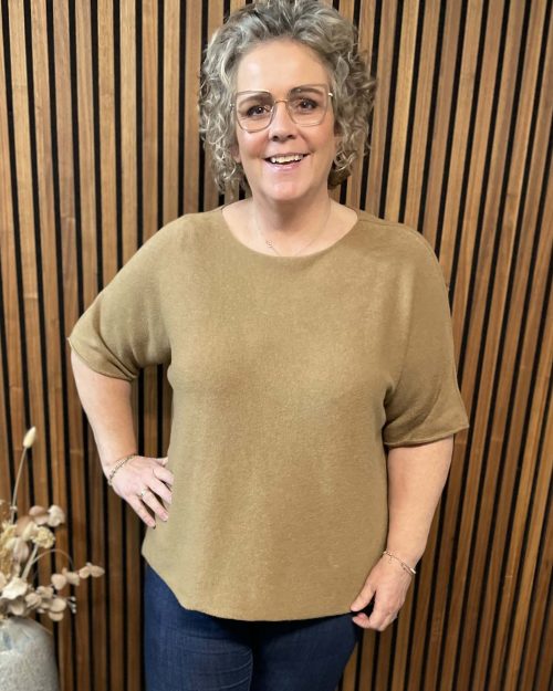 Vanting Kortærmet Strik Pullover Camel ONE SIZE BM: 140 Lg:65 Vejl. 269,95 - Billede 2
