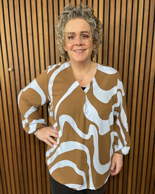 Wasabi Chanita 1 Bluse M/Print Lyseblå/Brun BM: 42:125 44:130 M:140 L:150 Xl:160 Lg:80 Vejl.349,95