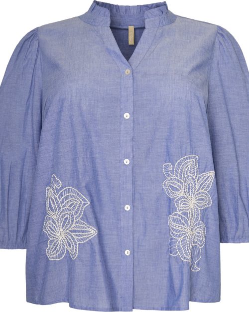 Cassiopeia Cemina Skjorte M/Broderi Blue Combi BM: S:120 M:130 L:140 XL:150 Lg:75 Vejl. 349,-