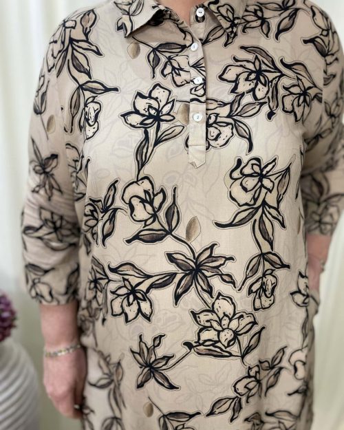 Alternative view of Vanting 9815 Tunic Sand Combi M/Blomster Print 8 BM: S:120 M:130 L:140 XL:150 Lg:100 Vejl. 419,95