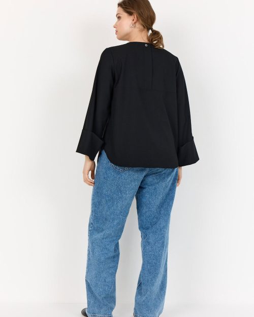Alternative view of Wasabi Christina 1 Sort Bluse BM: 42:115 44:120 46/48:130 50/52:140 54/56:150 Lg:77 Vejl. 499,95