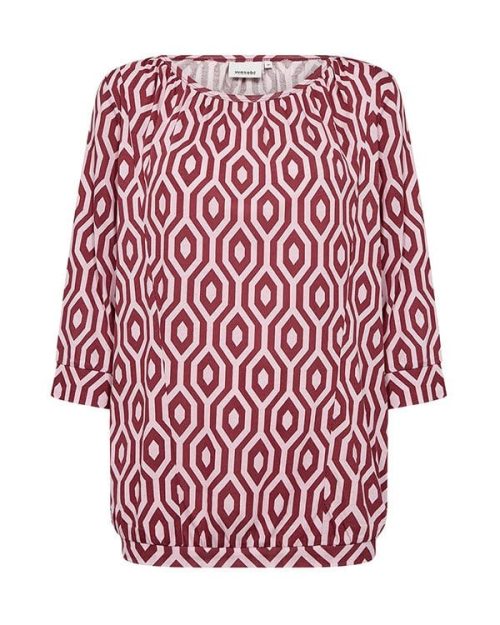 Alternative view of Wasabi Cenette 1 Kortærmet Bluse M/Geometrisk Print Bordeaux/Rosa BM: 38:95 40:105 42:115 44:125 46/48:135 50/52:145 54/56:155 58:165 Lg:77 Vejl. 299,95