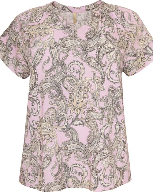 Cassiopeia Majette Kortærmet Bluse Paisley Print Pink Combi BM: S:125 M:135 L:145 XL:155 LG:75 Vejl. 300,-