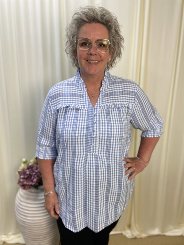Cassiopeia Agnanna Ternet Bluse Kortærmet Blue Combi BM: S:120 M:130 L:140 XL:150 LG:78 Vejl. 300,-