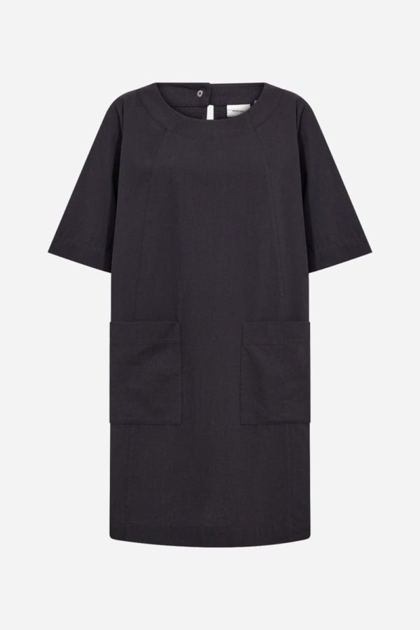 Wasabi Erica 8 Kortærmet Tunic Sort BM: 40:115 42:120 44:125 46/48:130 LG:100  Vejl.399,95 - Billede 2