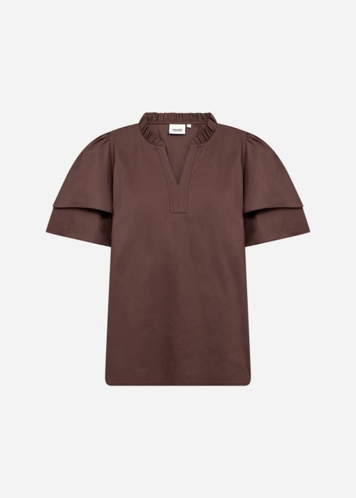 Wasabi Saga 36 Bluse Kortærmet Brun BM: 42:120 44:125 46/48:130 50/52:140 54/56:150 58:160 LG:75 Vejl. 399,95