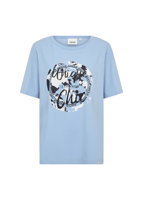 Wasabi Helene 4 T-Shirt M/Print Lyse Blå BM: 44:120 46/48:130 50/52:140 54/56:150  LG:75