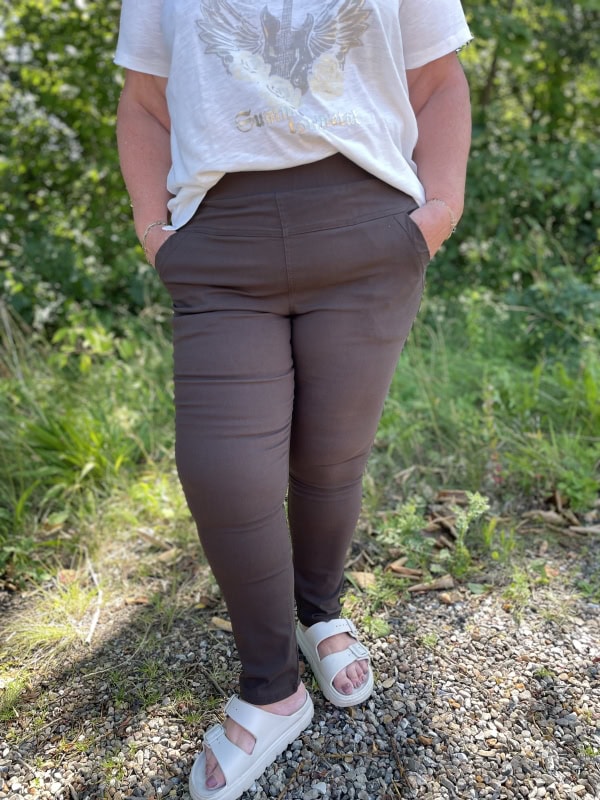 Dny Kay pant brun skl: 75 Vejl. 499,95