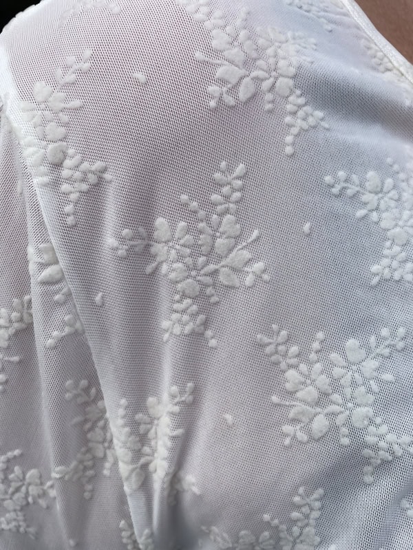 Cassiopeia Gitesse Mesh Bluse M/Velour Blomster Print Off-White Vejl. 300,- - Billede 2