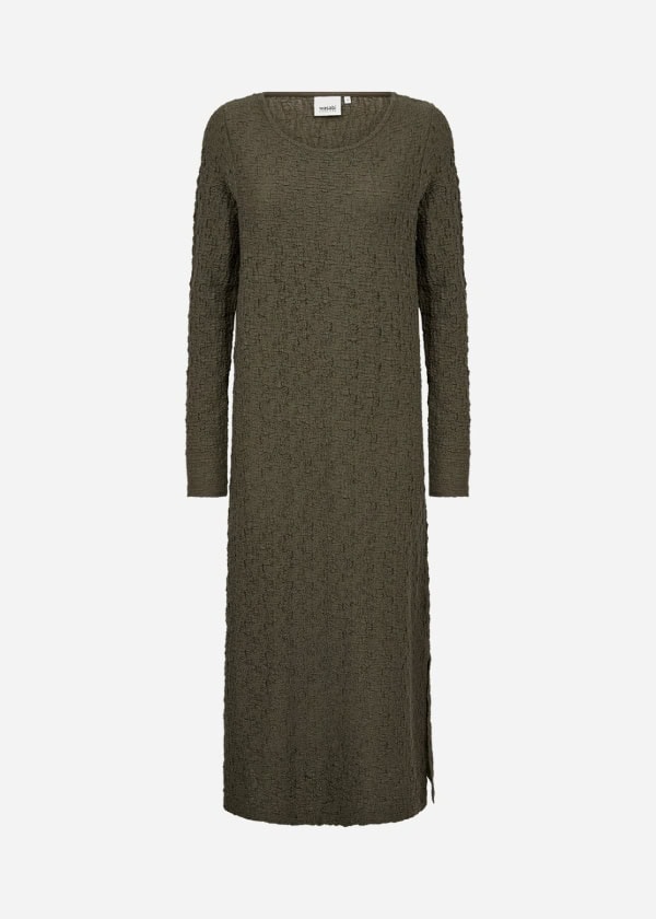 Wasabi Alberta 5 Lang Kjole M/Struktur Grøn LG:140 Vejl. 399,95