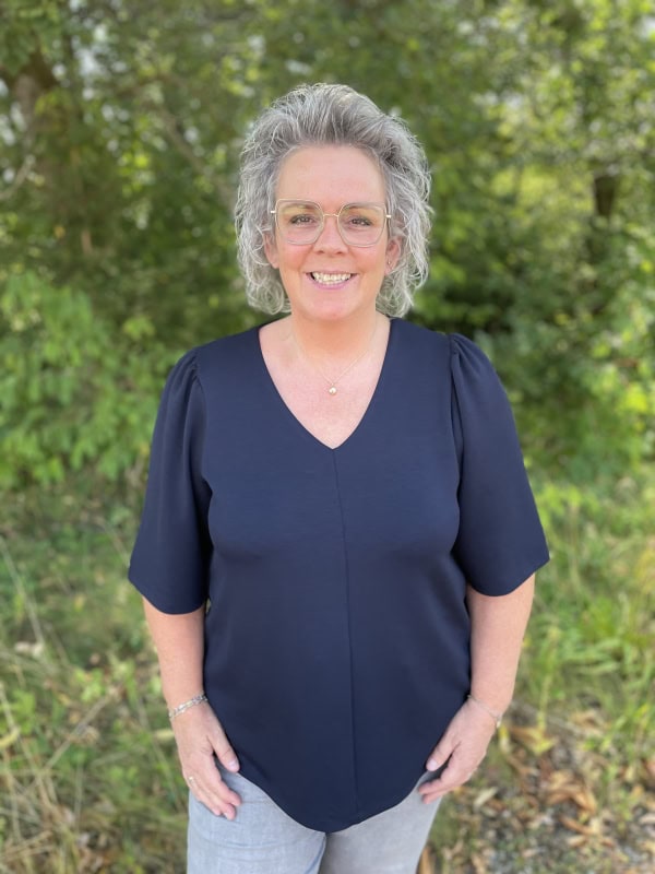 Wasabi Sabina 70 Kortærmet Bluse M/Modal Navy BM: 44:120 46/48:130 50/52:140 54/56:150 LG:75 Vejl. 349,95