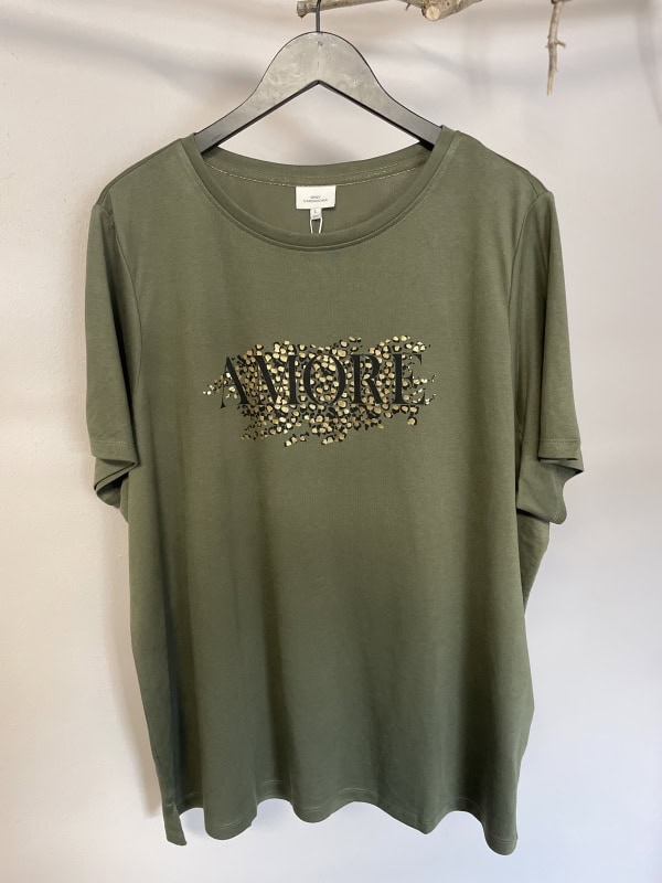 Only Niko Grøn T-Shirt M/Print AMORE BM: S:115 M:125 L:135 XL:145 LG:75 Vejl. 199,95