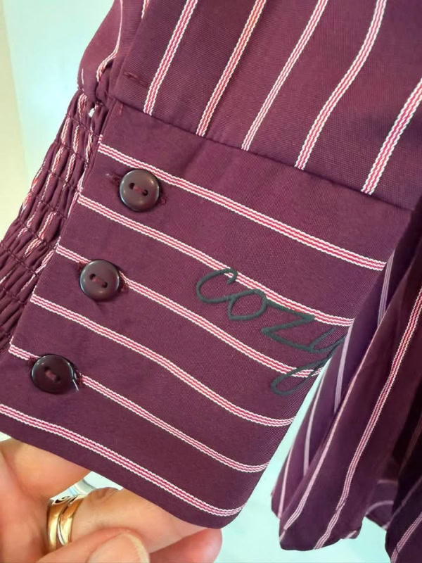 Cassiopeia Katilla Stribet Skjorte Bordeaux Combi BM: S:125 M:135 L:145 XL:155 LG:80 Vejl. 350,- - Billede 3