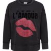Only Isolde Sweatshirt M/Print L´AMOUR Black Wash BM: S:115 M:125 L:135 XL:145 LG:70 Vejl. 359,95