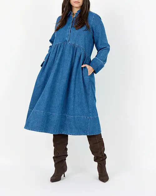Wasabi Jane 3 Denim Kjole Medium Blå BM: 42:120 44:125 46/48:130 50/52:140 54/56:150 LG:130 Vejl. 699,95
