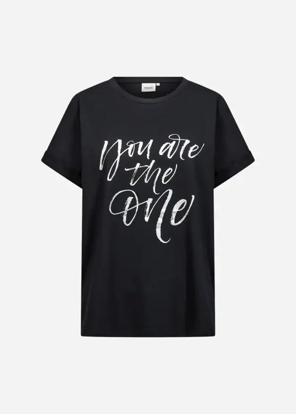Wasabi Helene 5 T-Shirt Sort M/Tekst BM: 42:120 44:125 46/48:130 50/52:140 54/56:150 LG:75 Vejl. 169,95 - Billede 2